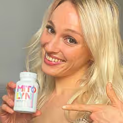 Mitolyn customer blonde female smiling